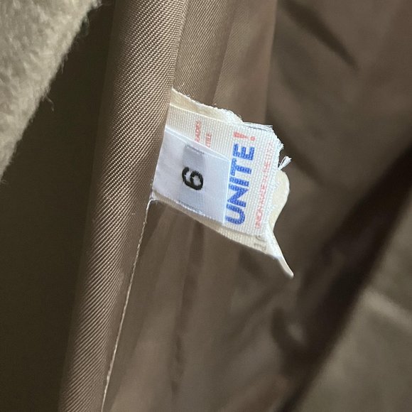 Calvin Klein Full Button Down Single Breast 100% Merino Camel Coat Women Size 6 - Picture 4 of 12